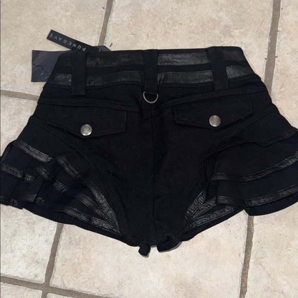 Punk Rave shorts - Picture 3 of 4